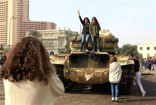 Egyptian Armed Forces Photos and Videos Unrest-in-egypt-03